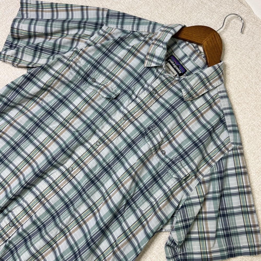 Patagonia Mens Seersucker Puckerware Button‎ Down Short Sleeve Plaid Casual L - Picture 4 of 7